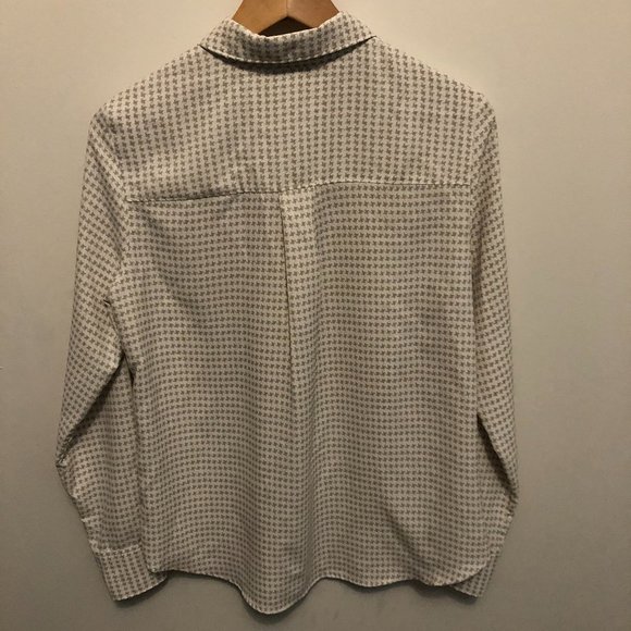 H&M Crepe Houndstooth Blouse Taupe Size 6 - Picture 7 of 8